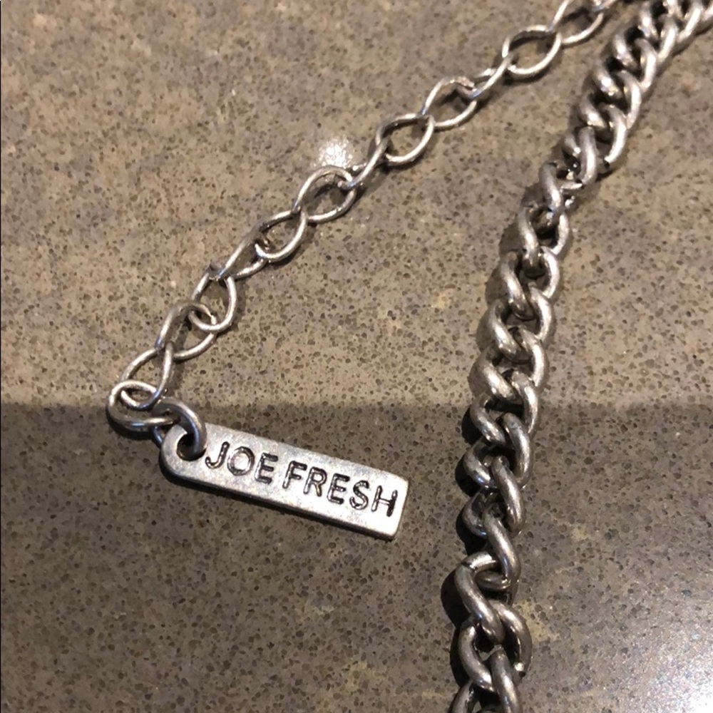 Statement Neclace - Picture 3 of 3